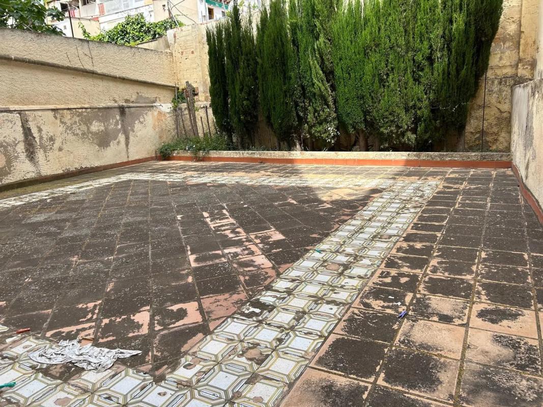 Properties for sale and rent in Spain photo 3