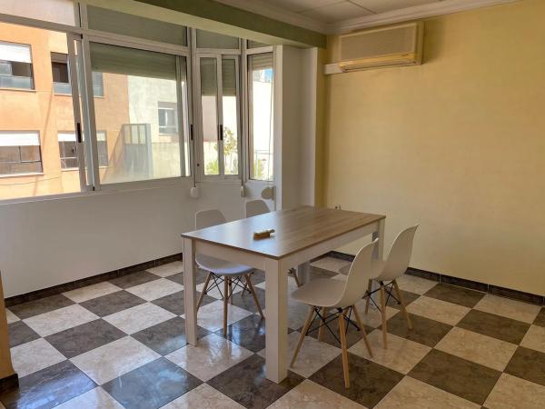 Квартира на продажу на  Paseo Chapí, Вильена photo 1