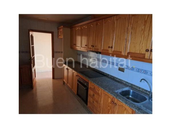 Продажа квартиры на Piso en Almoradí, Алморади
 photo 2