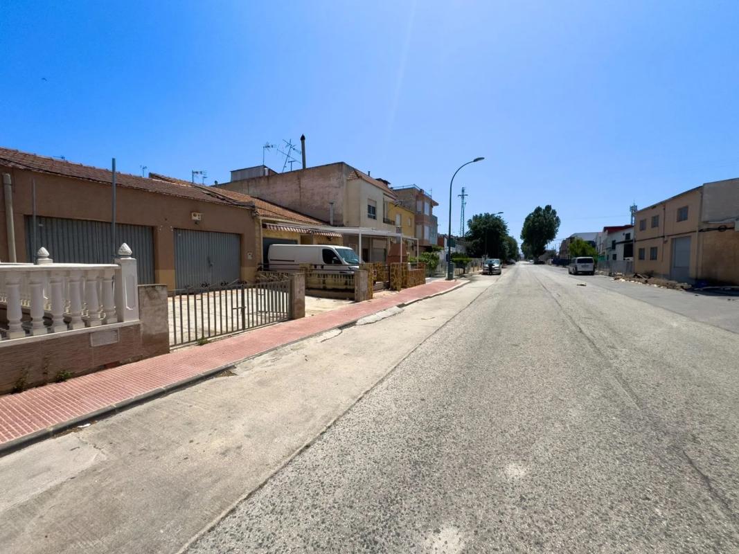 Properties for sale and rent in Spain photo 2