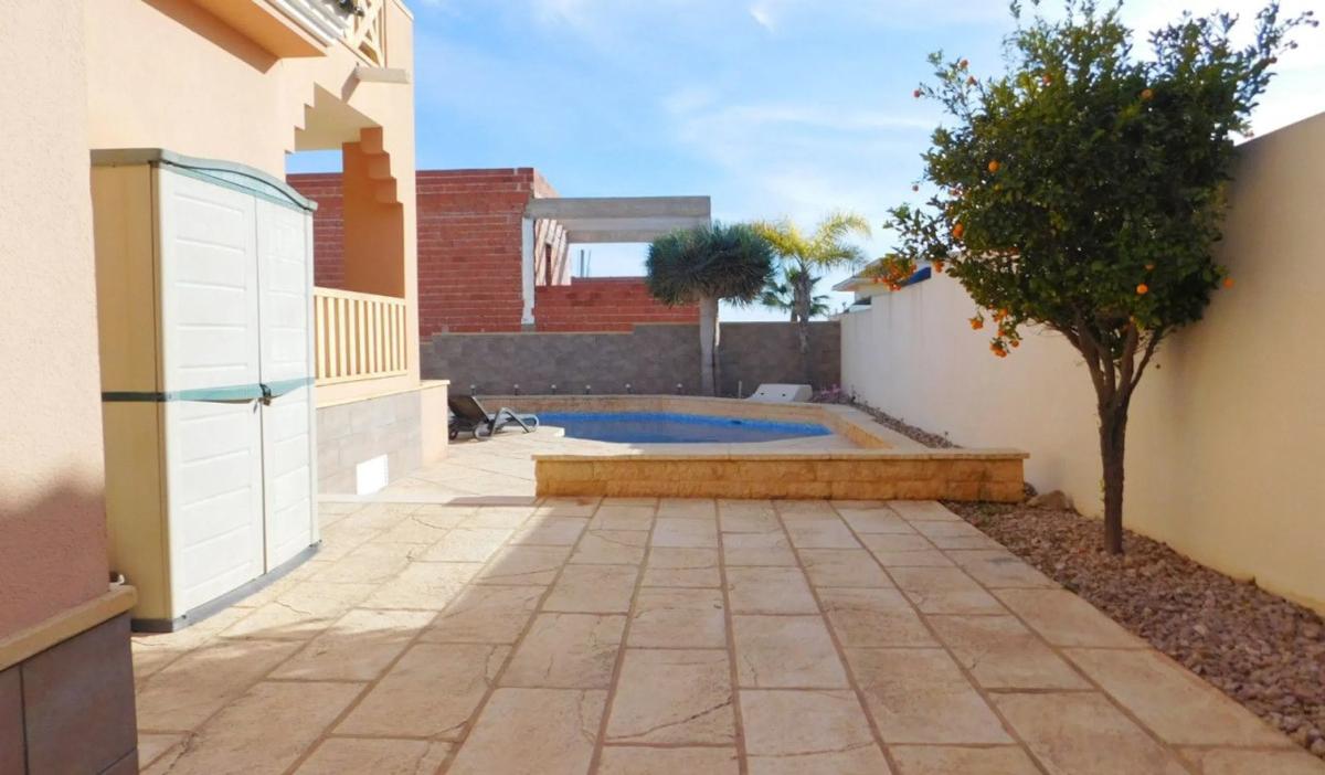 Propiedades en venta y alquiler en España photo 5