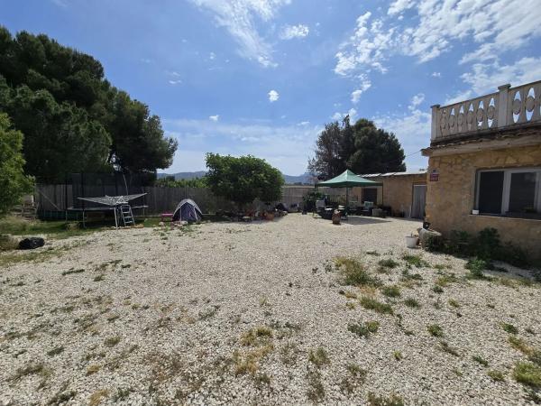 Chalet independiente en venta en  Sax, Sax photo 3