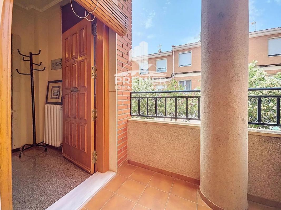 Propiedades en venta y alquiler en España photo 1