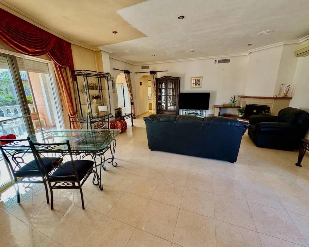 Properties for sale and rent in Spain photo 5