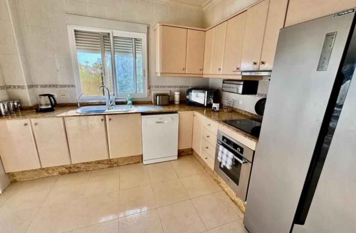 Properties for sale and rent in Spain photo 4