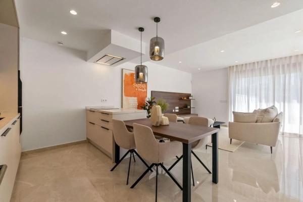 Chalet adosado photo 2