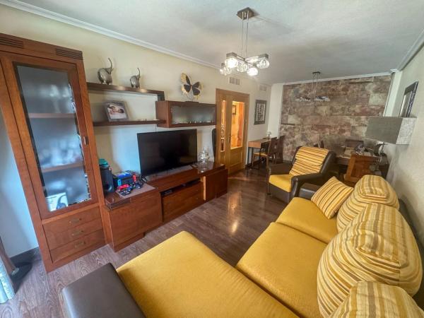 Квартира на продажу на Calle Manuel Santacruz Artiaga, Каллоcа-де-Сегура photo 1