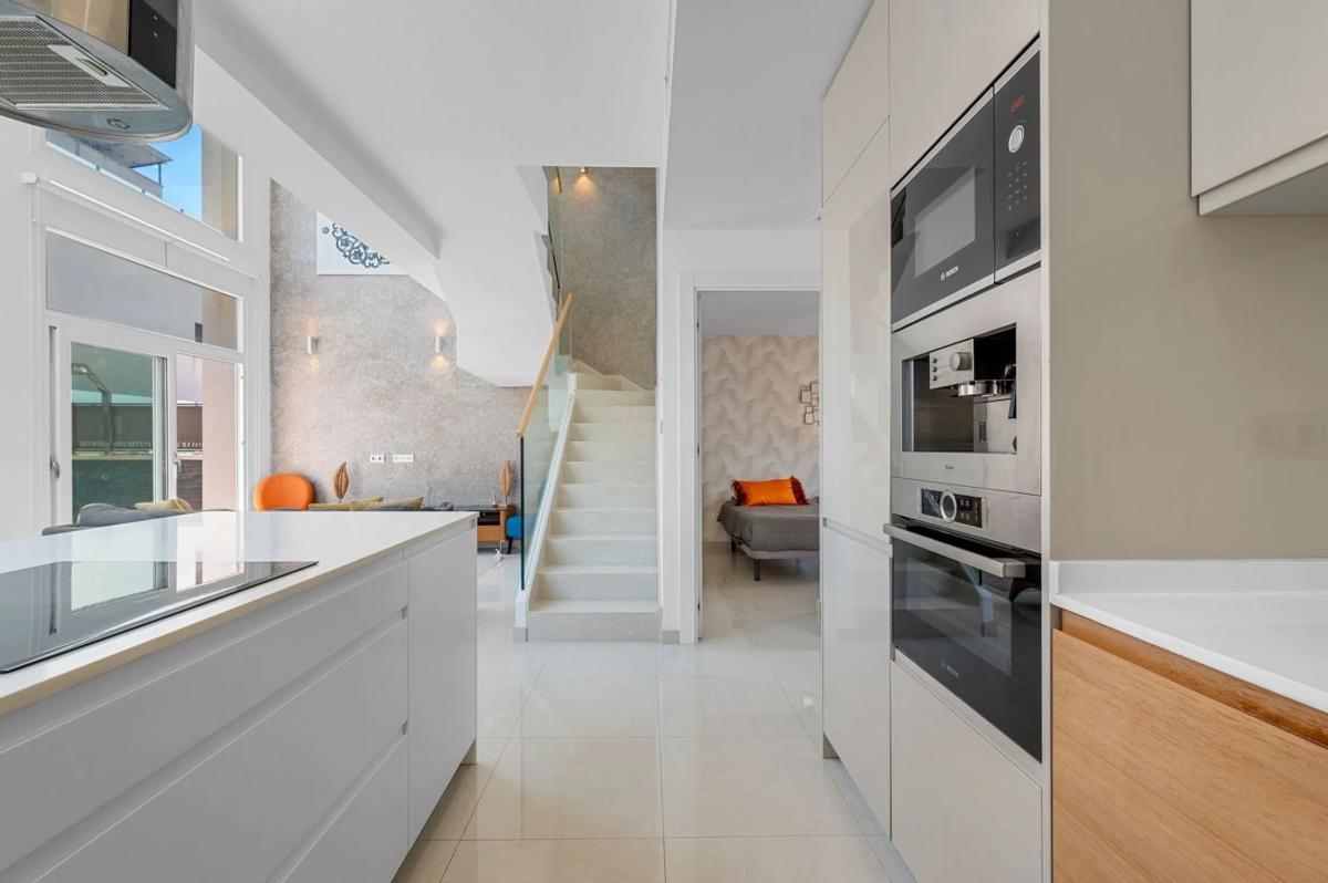 Properties for sale and rent in Spain photo 2