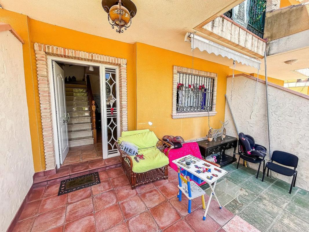 Properties for sale and rent in Spain photo 5