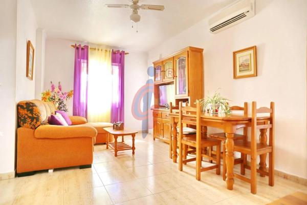 Piso en venta en Avenida del Mediterrani, 12, Guardamar del Segura photo 1