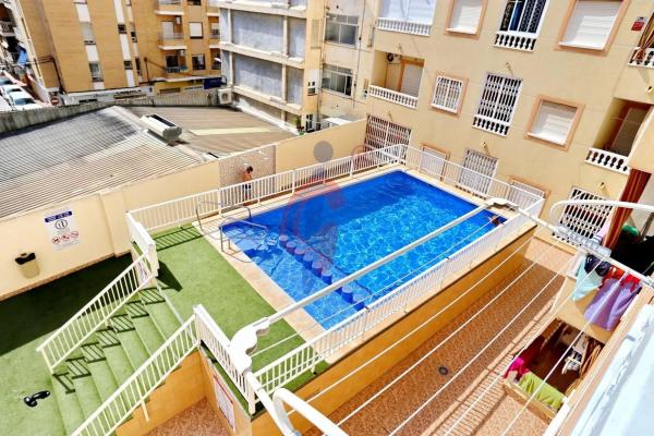 Piso en venta en Avenida del Mediterrani, 12, Guardamar del Segura thumbnail 1