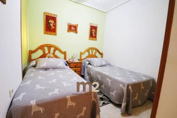 Apartment for sale in  Calle Giner de los Ríos, Guardamar del Segura photo 1