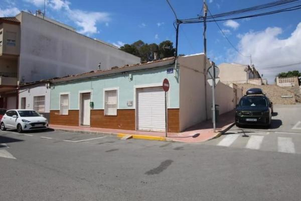 Casa de pueblo en calle Alacant photo 1