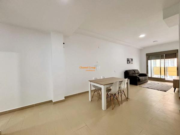 Квартира на продажу на  Guardamar Playa, Гуардамар-дель-Сегура photo 1