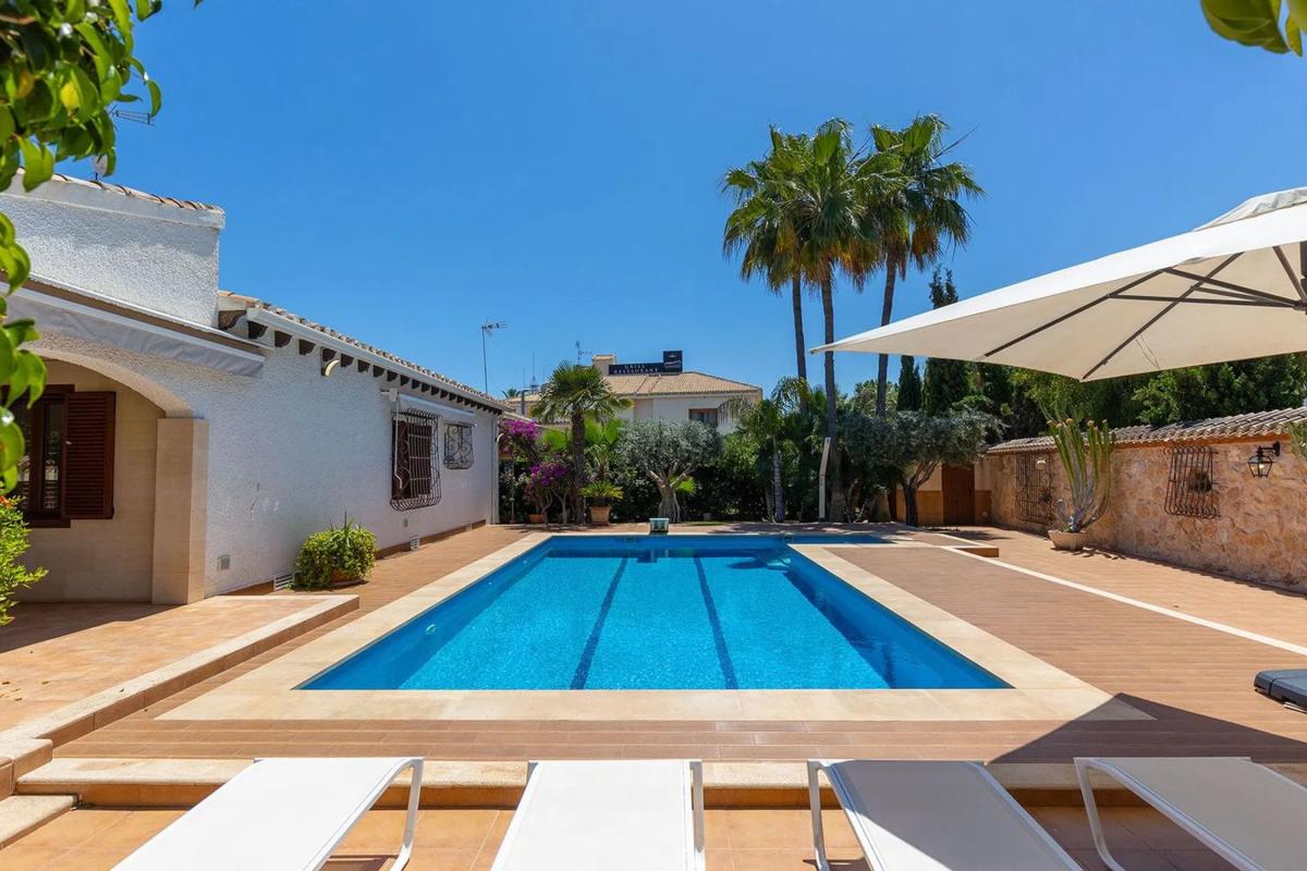Properties for sale and rent in Spain photo 4