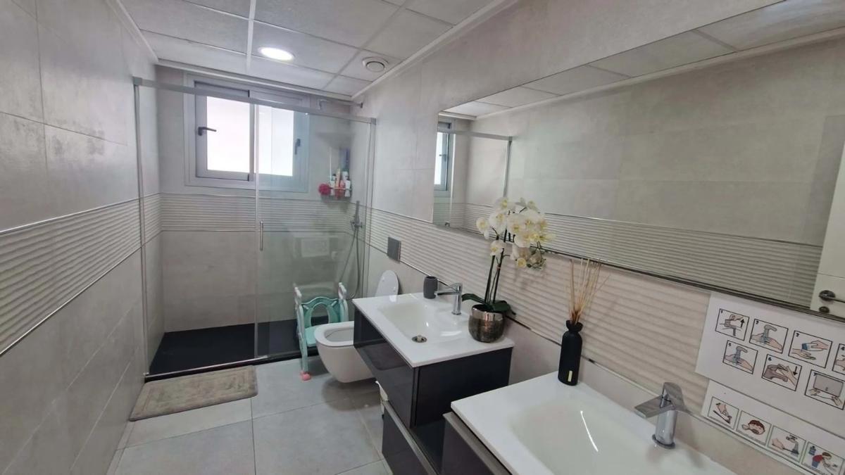 Properties for sale and rent in Spain photo 2