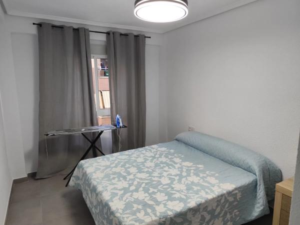 Piso en venta en Avenida Teodomiro, 20, Orihuela thumbnail 2