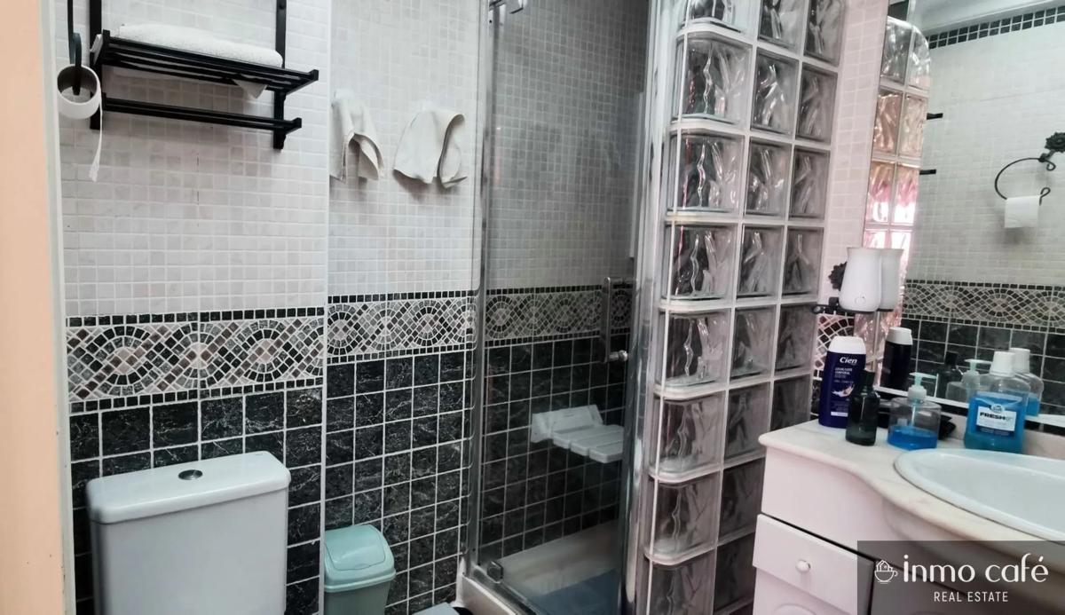 Sale of apartment in Avenida de Austria, Pilar de la Horadada
photo 2