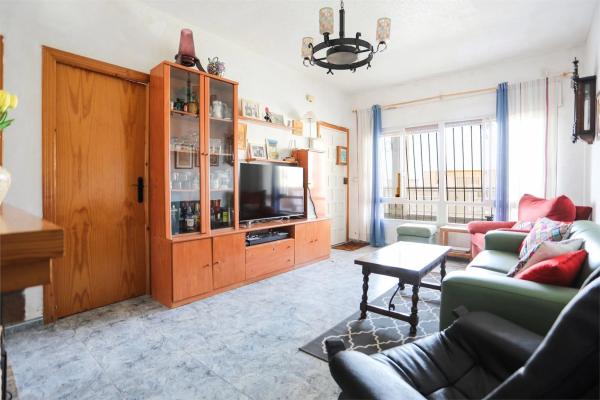 Chalet adosado en calle Carabela photo 4