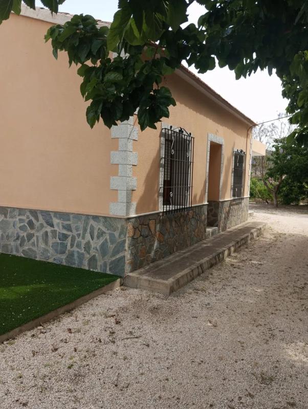 Propiedades en venta y alquiler en España photo 3