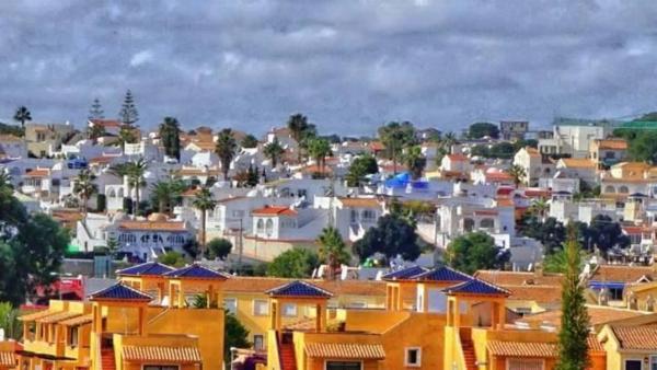 Sale of flat in Avenida Alicante, 2, Biar
photo 1