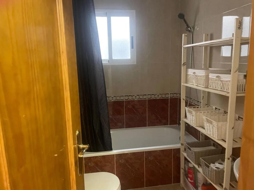 Sale of apartment in Calle del Huerto, Torrevieja
photo 3