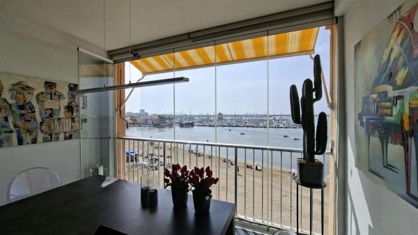 Apartment for sale in  Calle Guardamar, Torrevieja photo 1