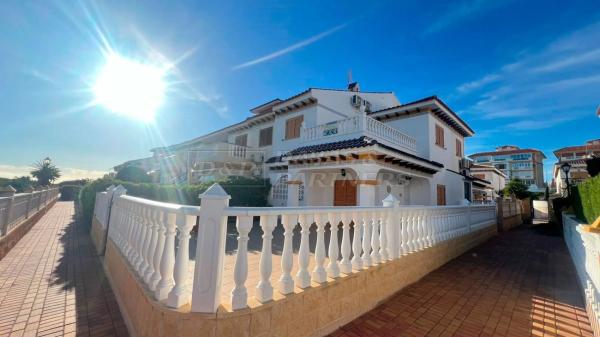 Chalet adosado photo 4