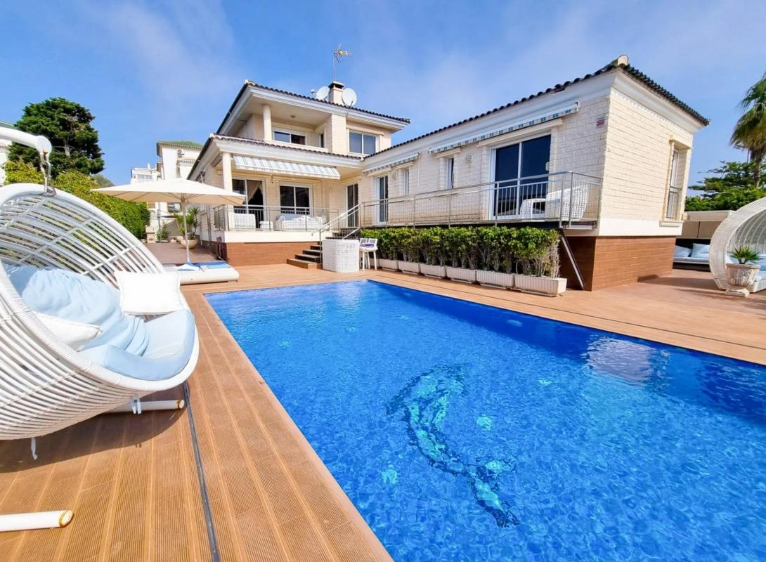 Venta de chalet independiente en Calle Mimosas s/n, Torrevieja
 photo 4