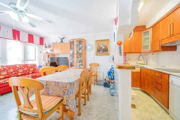 Chalet pareado en avenida Suiza, 62 photo 4