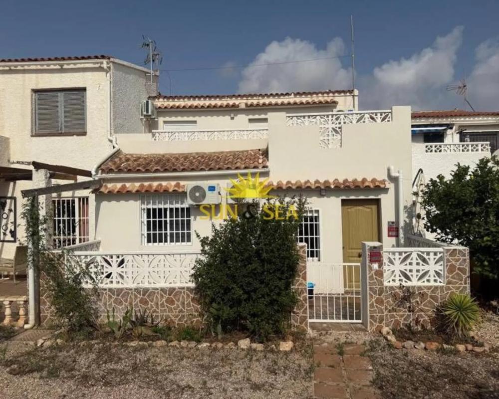 Продажа отдельного шале в Barrio La Siesta - El Salado - Torreta, Торревьеха photo 2