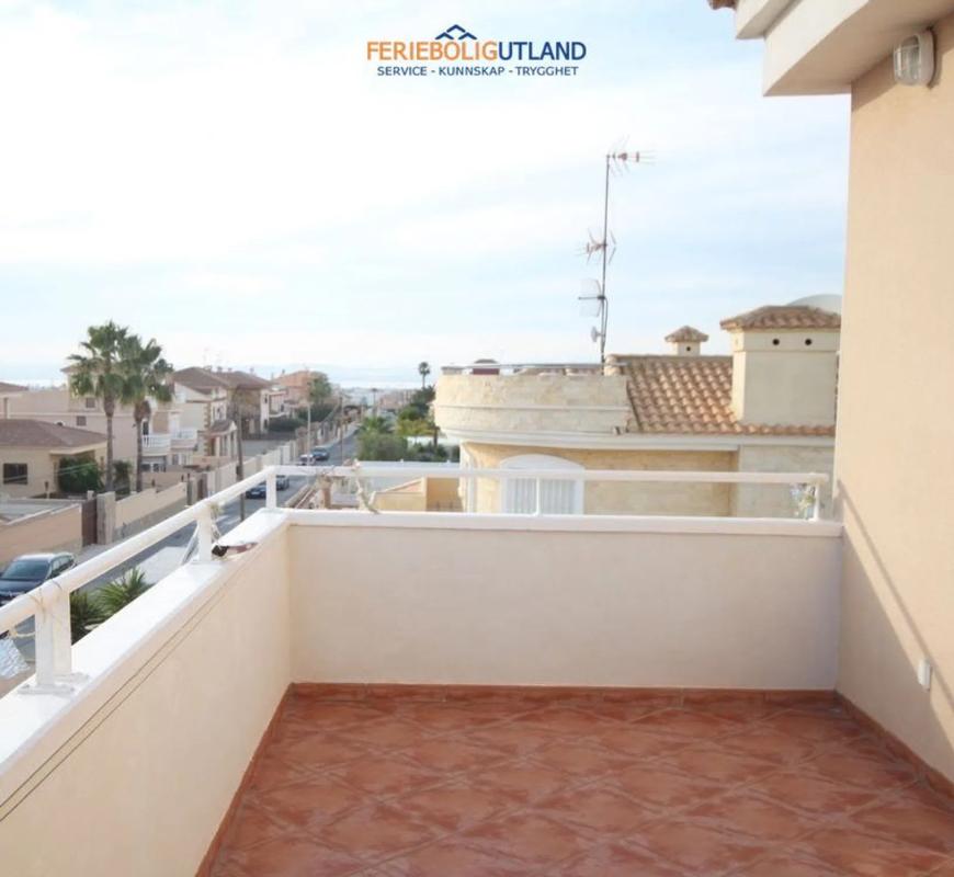 Properties for sale and rent in Spain photo 3