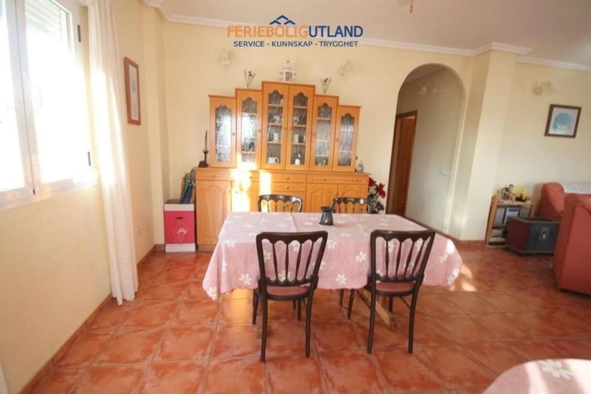 Properties for sale and rent in Spain photo 5