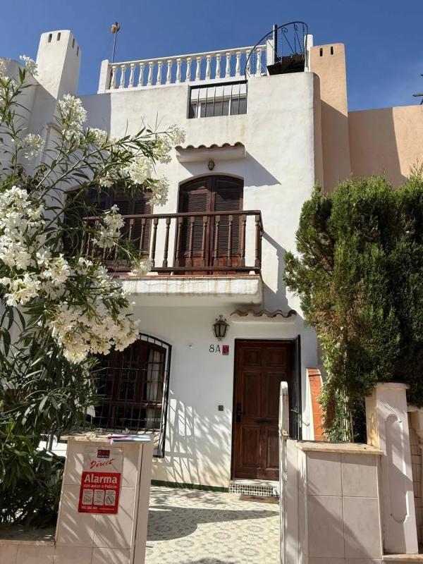 Properties for sale and rent in Spain photo 1