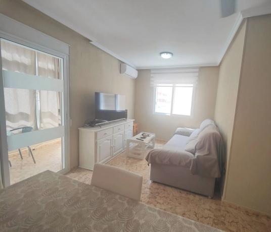 Venta de piso en Avenida Diego Ramírez Pastor, Torrevieja
photo 1
