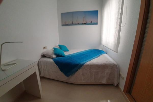 Venta de piso en Calle de Pedro Lorca, Torrevieja
photo 1