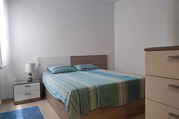 Venta de piso en Calle de Pedro Lorca, Torrevieja
thumbnail 2