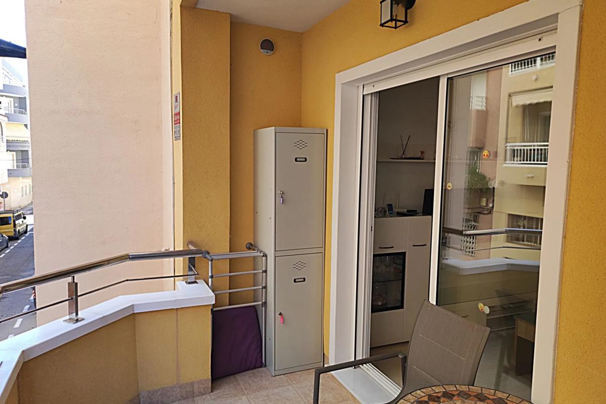 Venta de piso en Calle de Pedro Lorca, Torrevieja
 photo 4