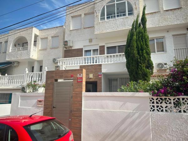 Дуплекс на продажу в Barrio Avenida Habaneras - Curva de Palangre, Торревьеха photo 1
