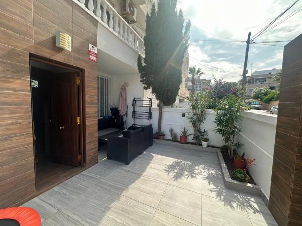 Дуплекс на продажу в Barrio Avenida Habaneras - Curva de Palangre, Торревьеха photo 4