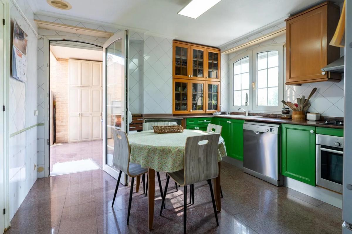 Недвижимость на продажу и в аренду в Испании photo 5