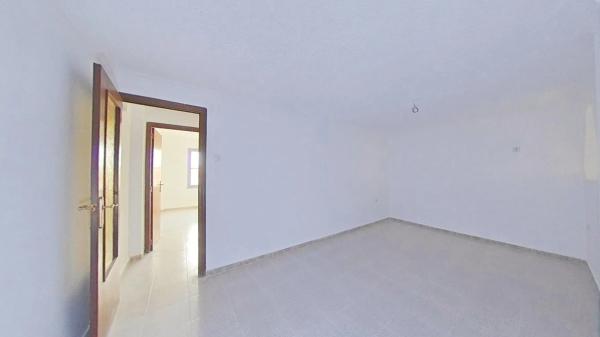 Piso en venta en Barrio San Crispín, Elche / Elx
 photo 1