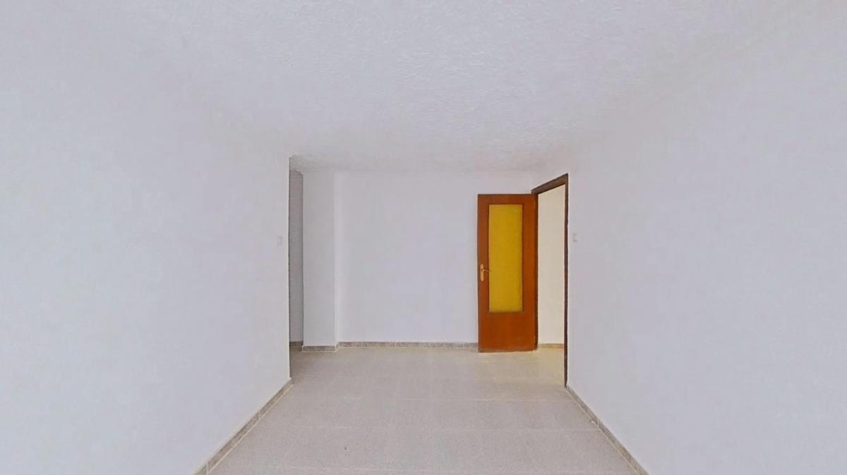 Venta de piso en Barrio San Crispín, Elche / Elx
 photo 2