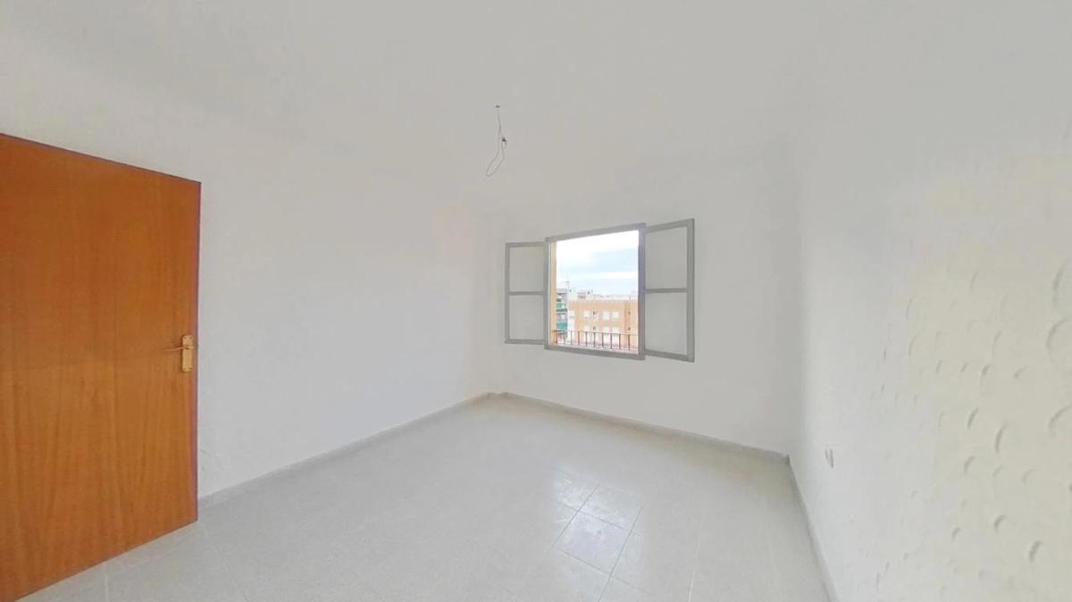 Venta de piso en Barrio San Crispín, Elche / Elx
 photo 4