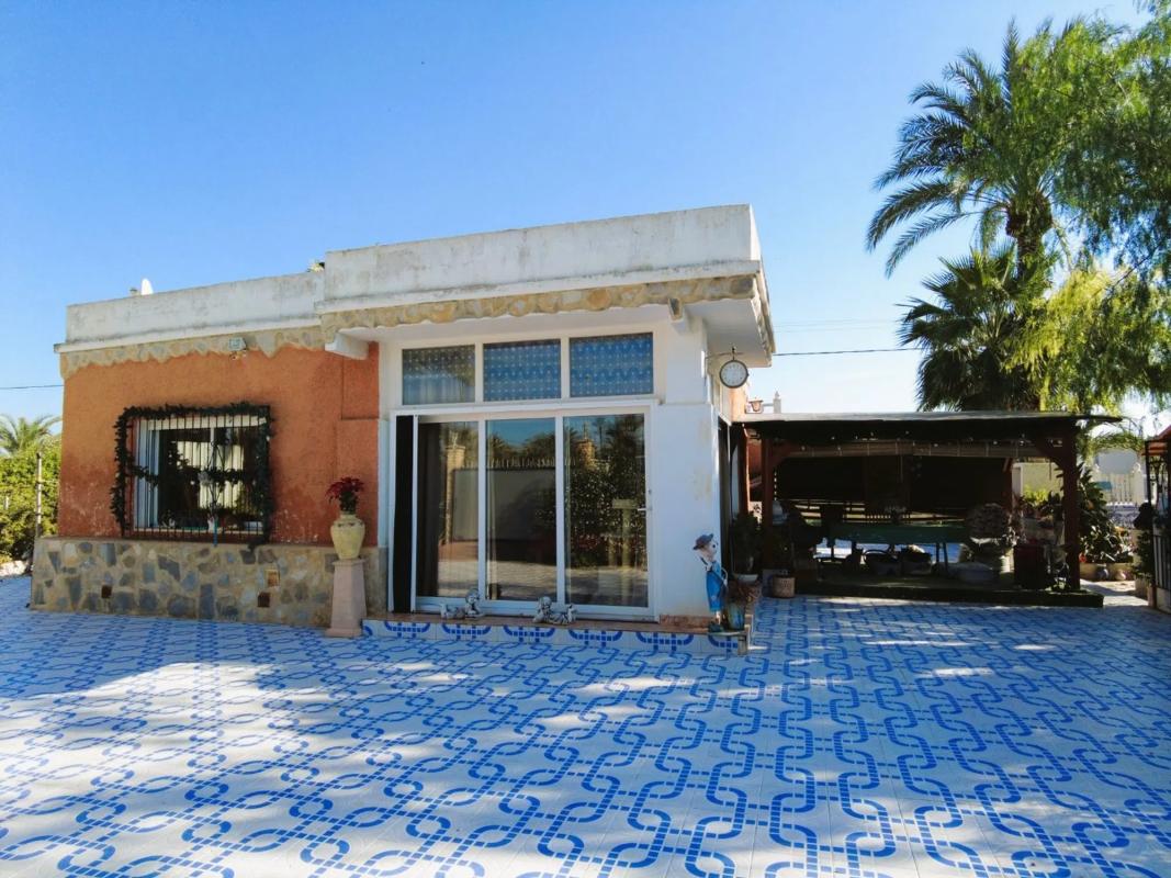 Propiedades en venta y alquiler en España photo 2