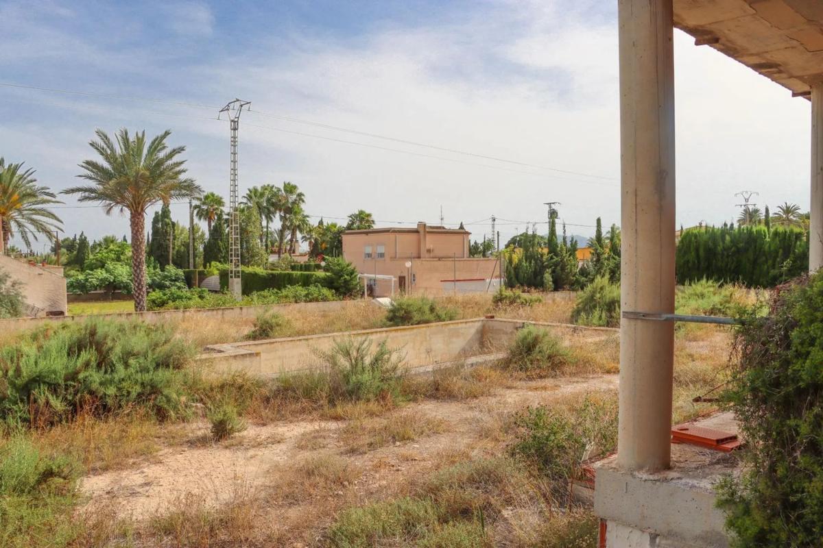 Properties for sale and rent in Spain photo 3