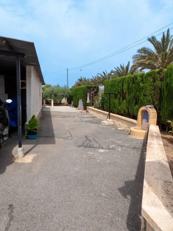 Properties for sale and rent in Spain photo 2