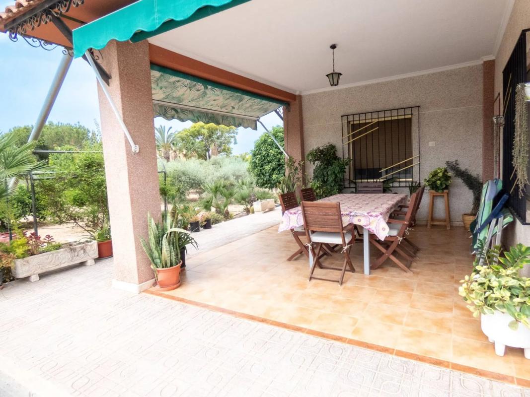 Properties for sale and rent in Spain photo 3