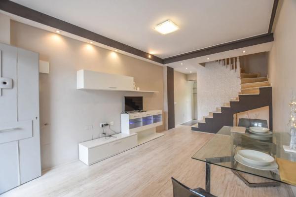 Chalet adosado en calle Islas Canarias, 1 photo 1