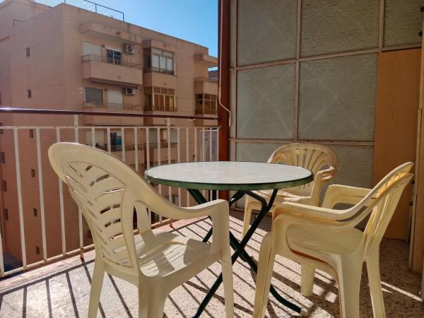 Venta de piso en AV VICENTE BLASCO IBAÑEZ, Santa Pola
photo 1
